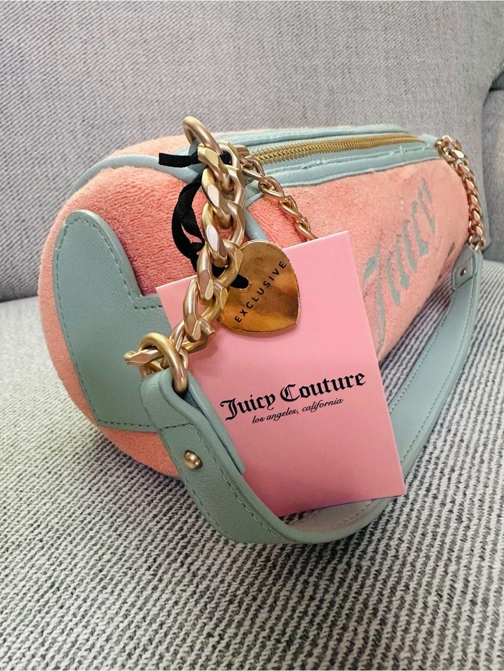 Juicy Couture Coral Suede Barrel Bag with Mint Trim and Gold Chain NwT - Picture 2 of 6